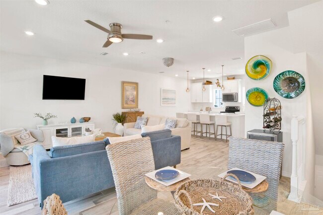 Building Photo - 14558 Salt Meadow Dr