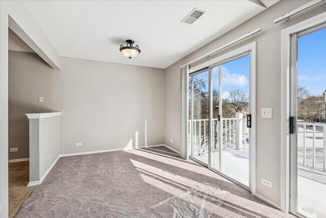 Building Photo - 67 Beechmont Ct