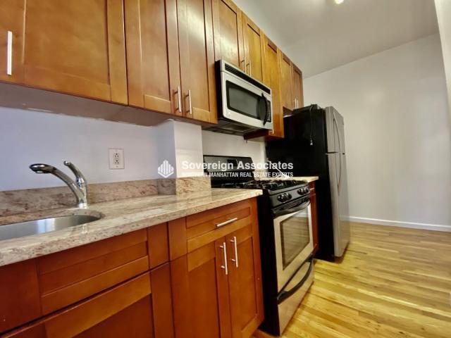 Building Photo - 1 bedroom in New York NY 10065