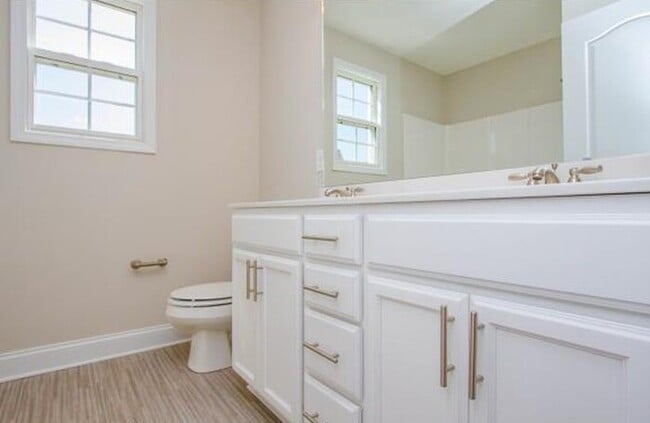 Building Photo - 425 Sedgemoor Rd