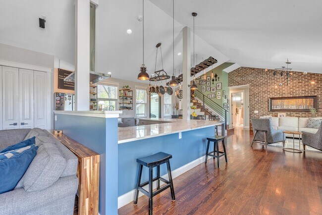 Building Photo - 6416 Edsel Dr