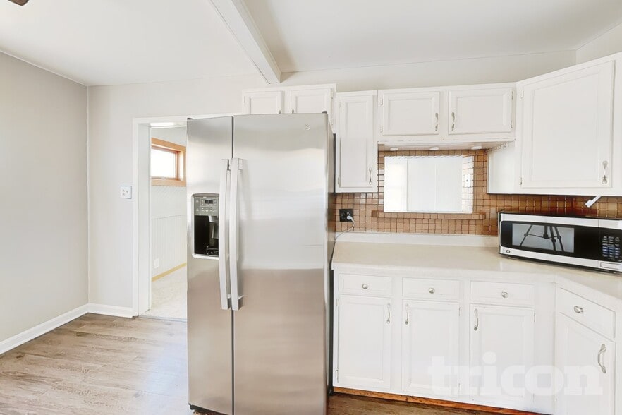 Building Photo - 1811 Inner Cir Dr