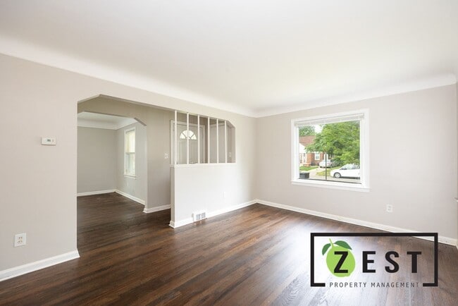 Building Photo - Charming 3-Bedroom Home Coming Soon on Det...