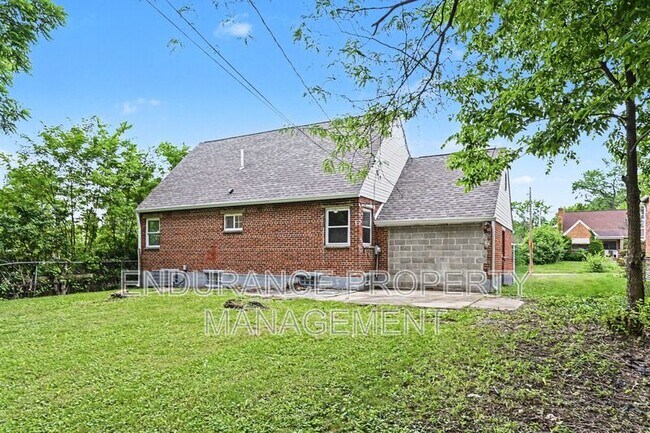 Building Photo - 1780 Academy Pl