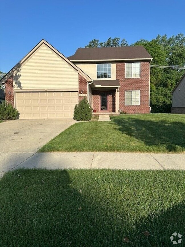 Building Photo - NEW RENTAL!