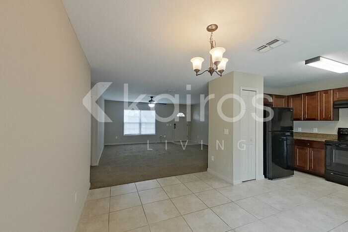 Building Photo - 13691 SW 43rd Cir