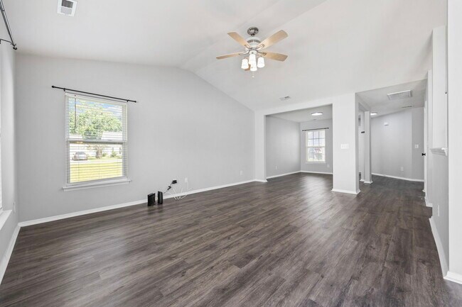Building Photo - 1006 Post Oak Ct