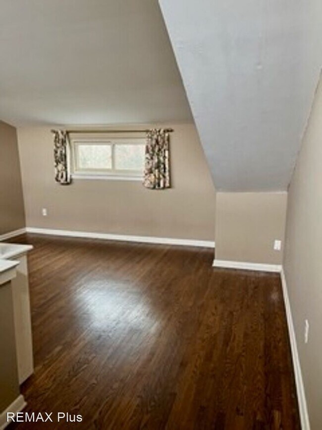 Building Photo - 3 br, 2.5 bath House - 519 Saint Davids Rd