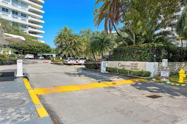 Building Photo - 177 Ocean Ln Dr