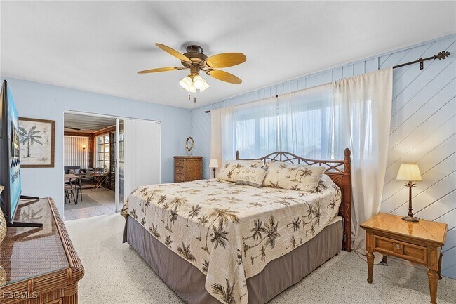 Building Photo - 2823 SE 18th Ave