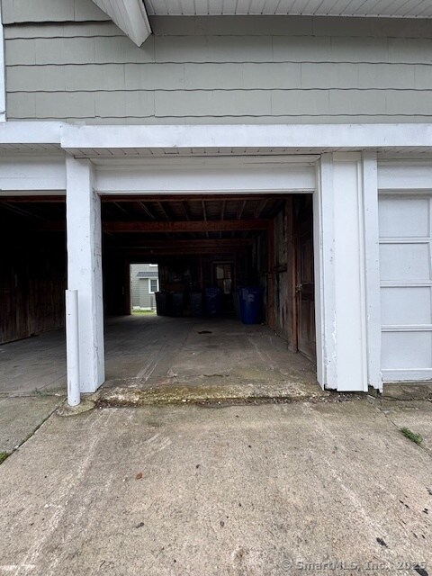 Building Photo - 37 Seaview Ave
