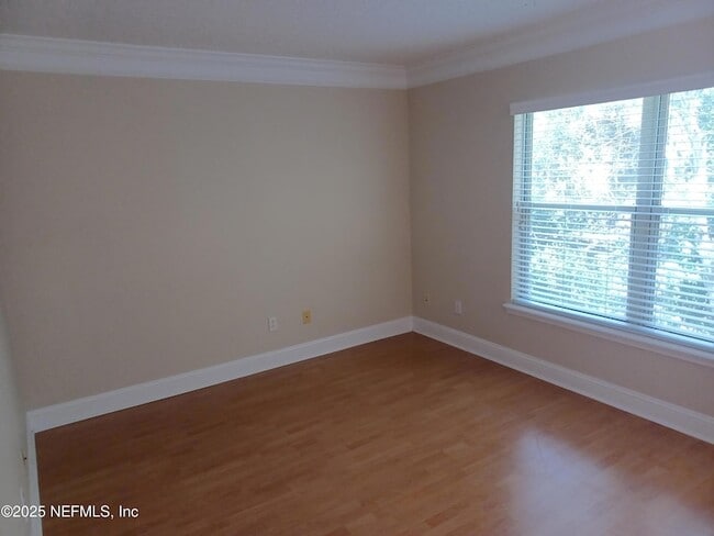 Building Photo - 4463 Ecton Ln E