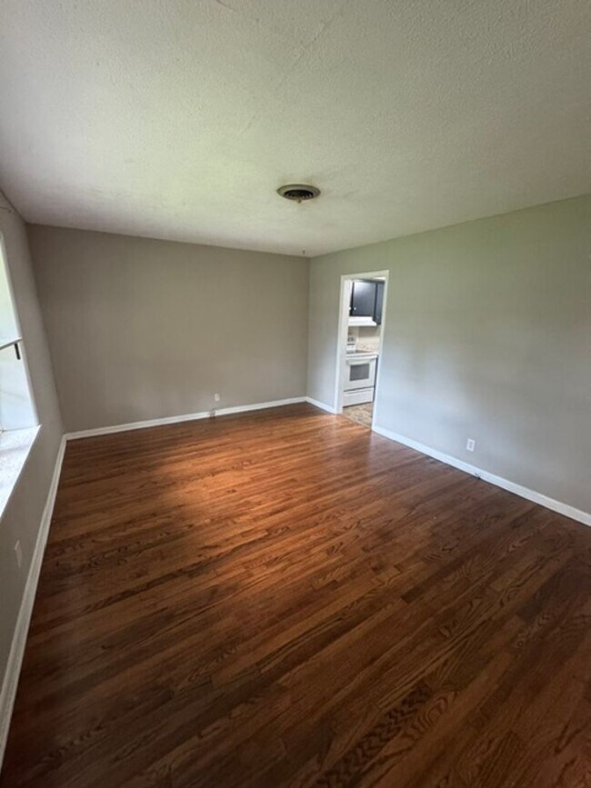 Building Photo - 1444 Waccamaw Dr