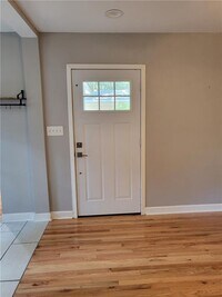 Building Photo - 5228 Border Dr N