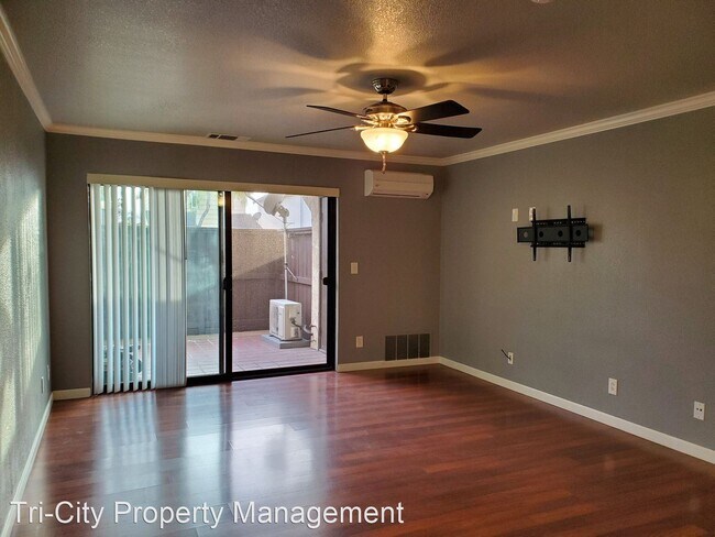Building Photo - 2 br, 2 bath House - 39887 Cedar Blvd # 152