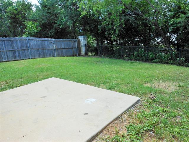 Building Photo - 8928 Holliday Ln