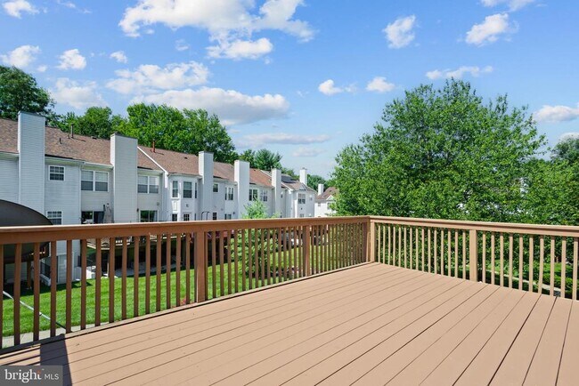Building Photo - 18506 Carriage Walk Cir