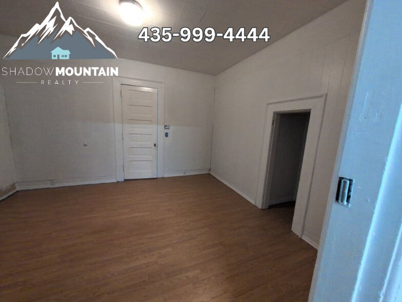 Building Photo - 271 E 300 N