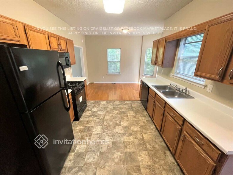 Building Photo - 4237 Sturbridge Dr
