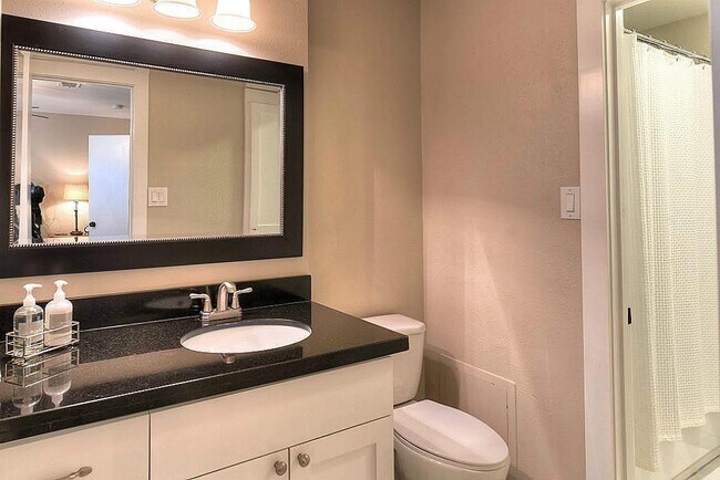 Building Photo - 8854 Kempwood Dr