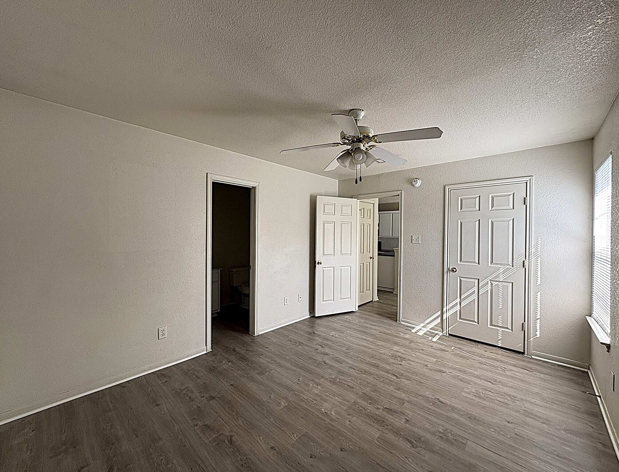 Building Photo - 3402 Cantabrian Dr