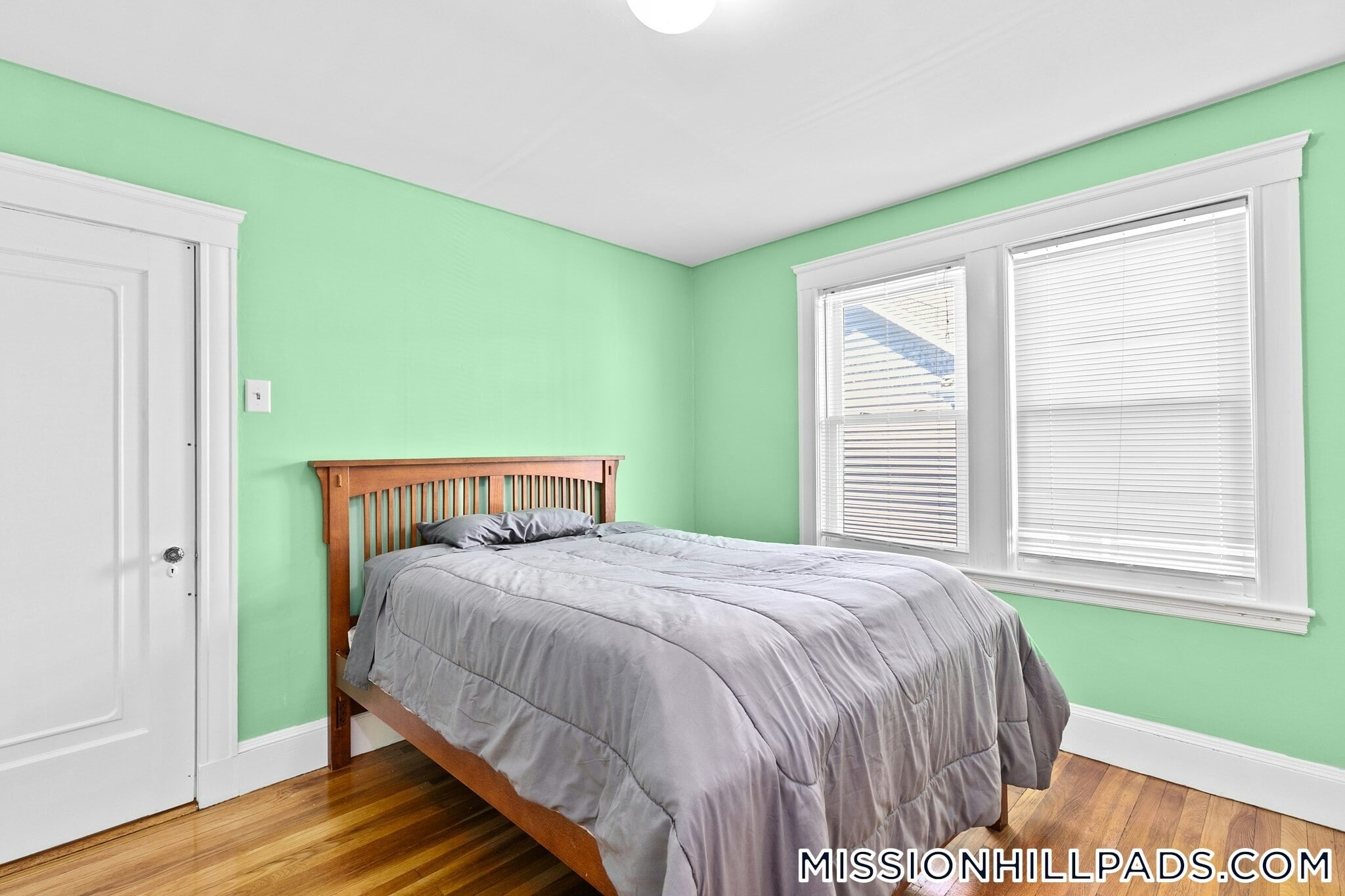 Building Photo - 155-157 Hillside St.