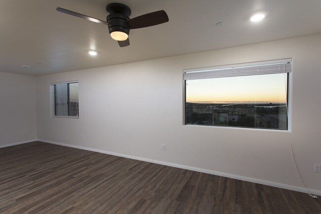 Building Photo - Must See 4 BR Townhome Blocks to USD with ...