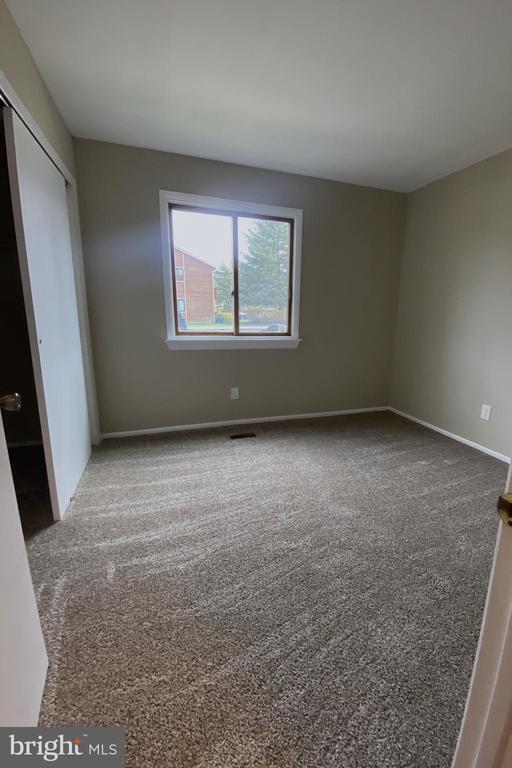 Building Photo - 705 Woodhollow Dr