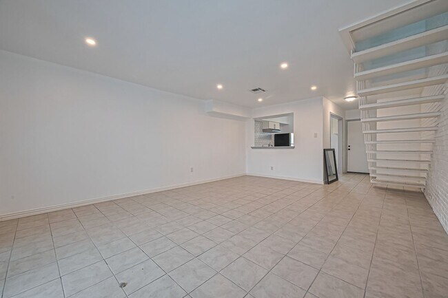 Building Photo - 7805 Rue St Cyr St