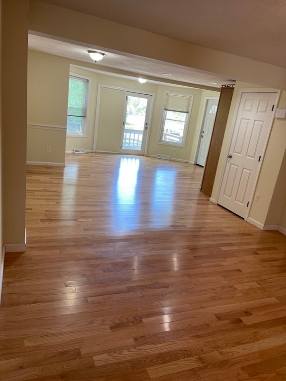 Building Photo - 581 Washington St