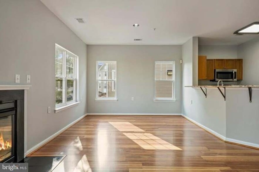 Building Photo - 3112 Irma Ct