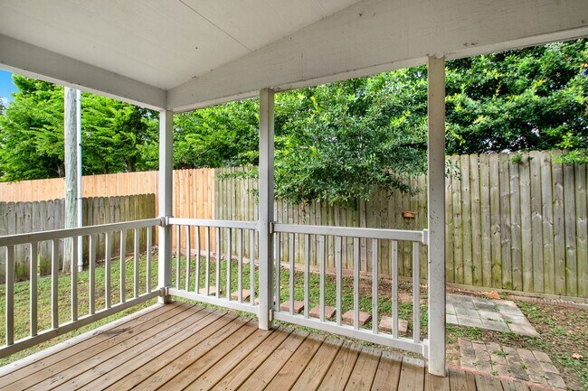 Building Photo - 20931 Sweet Blossom Ln