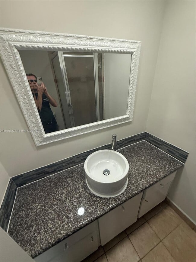 Building Photo - 1540 NE 191st St