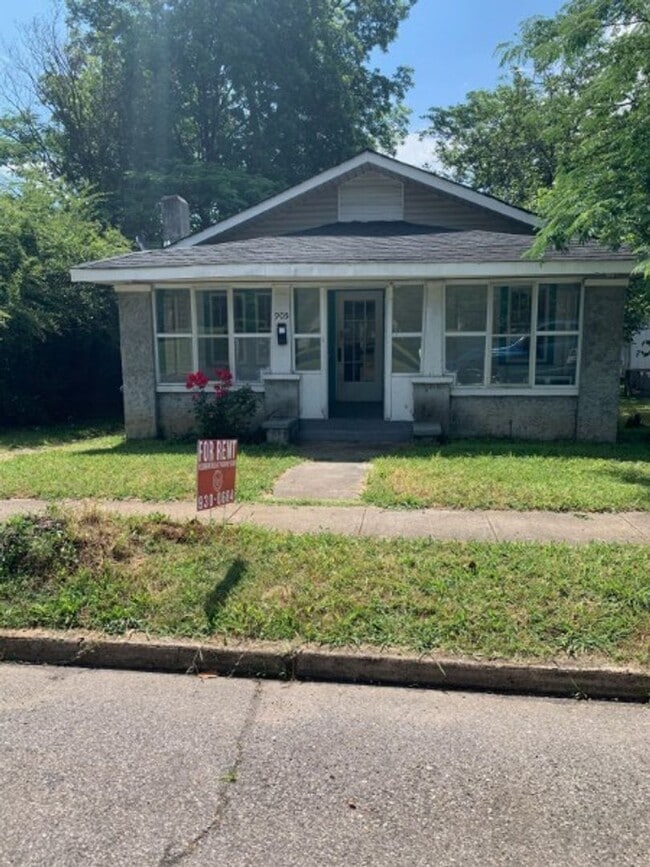 Building Photo - Great home for rent in convenient location