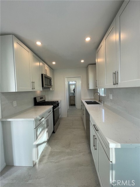 Building Photo - 357 E Plenty St