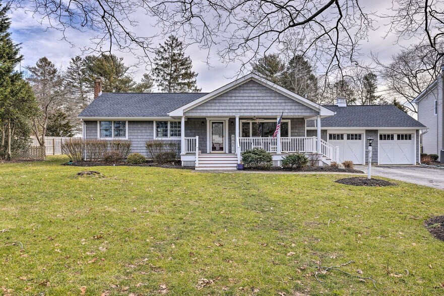 Building Photo - 500 Blossom Bend