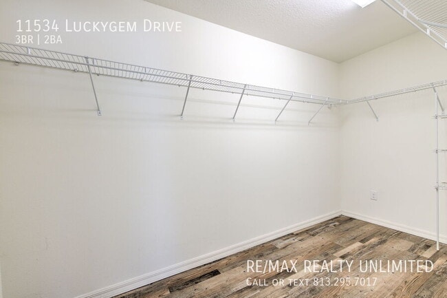 Building Photo - 11534 Luckygem Dr