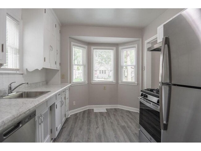 Building Photo - 3507 N Logan Ave