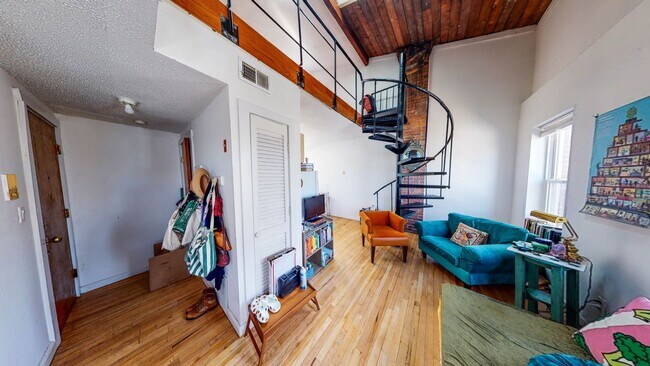 Building Photo - Renovated Loft in Historic East Rock Building | Vaulted Ceilings | Steps to Yale SOM
