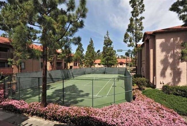 Building Photo - Rancho Bernardo 1 Bedroom Condo For Lease ...