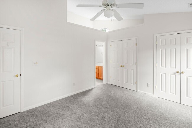 Building Photo - Home in Livingston Farms!