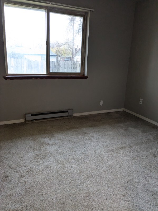 Bedroom 2 - 1210 Voelker Ave