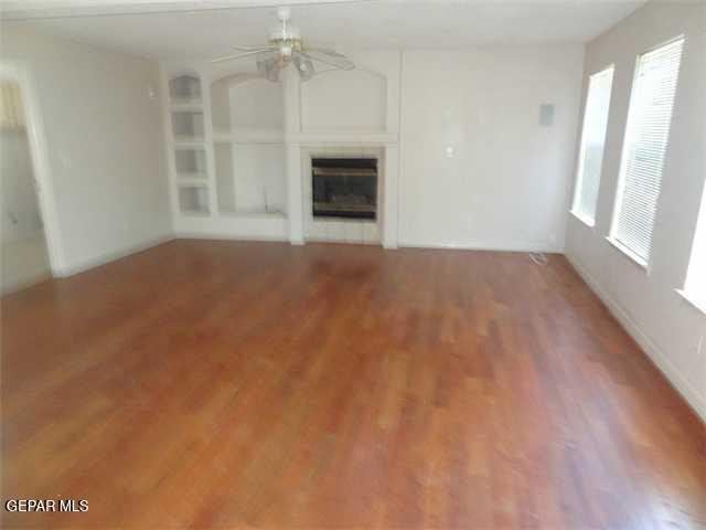 Building Photo - 7481 Umbria Dr