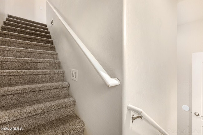 Building Photo - 3426 E Avalon Dr