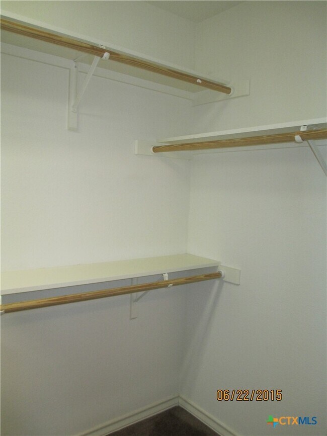 Building Photo - 110 Jocelyn Cir