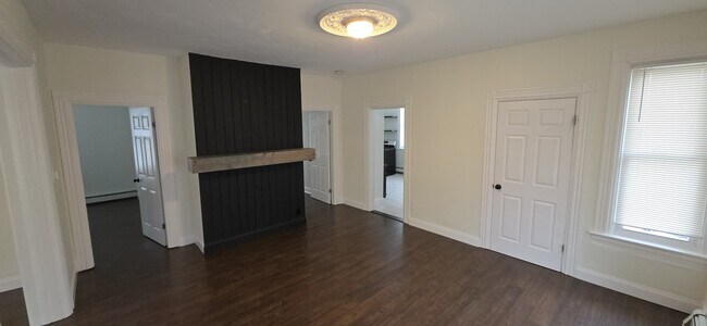 Building Photo - 53 Sumner St