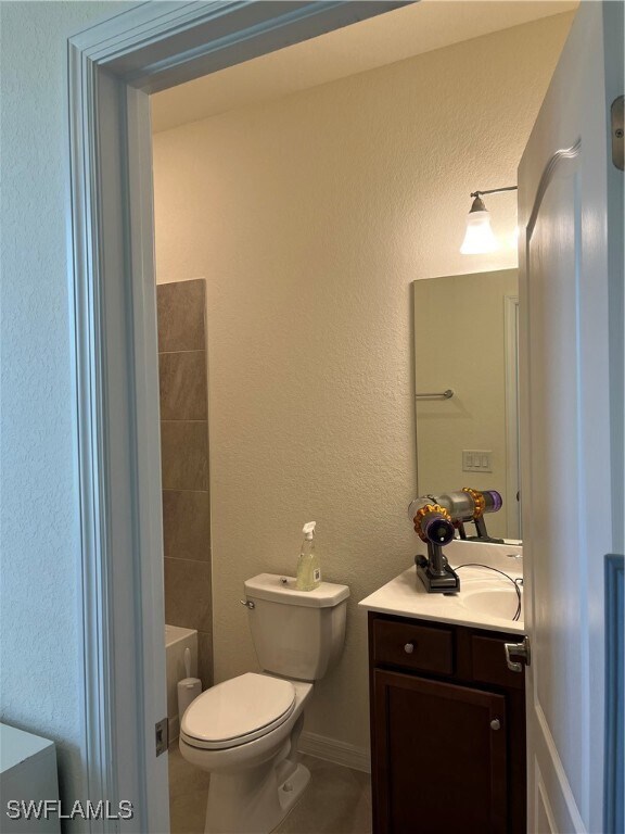 Building Photo - 14631 Monrovia Ln