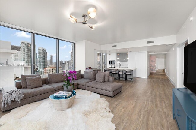 Building Photo - 788 NE 23rd St