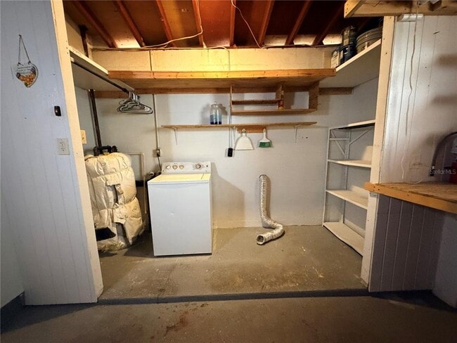 Building Photo - 5529 Magnolia Way