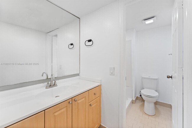 Building Photo - 5100 SW 64th Ave